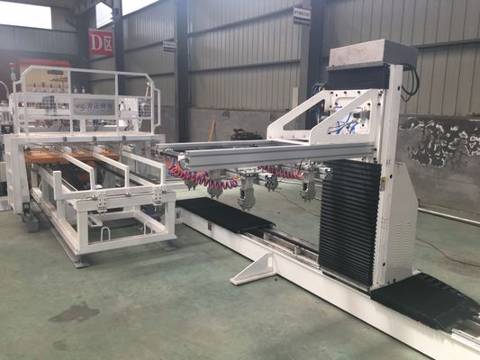 Barang Komersial Decking Wire 12mm Mesh Welding Machine