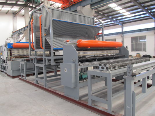 Cnc Sepenuhnya Otomatis Brc 50 * 50mm Konstruksi Mesin Las Mesh