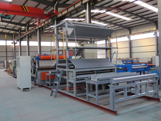Lebar pneumatik 1000mm Reinforcing Mesh Welding Machine Untuk Steel Rebar